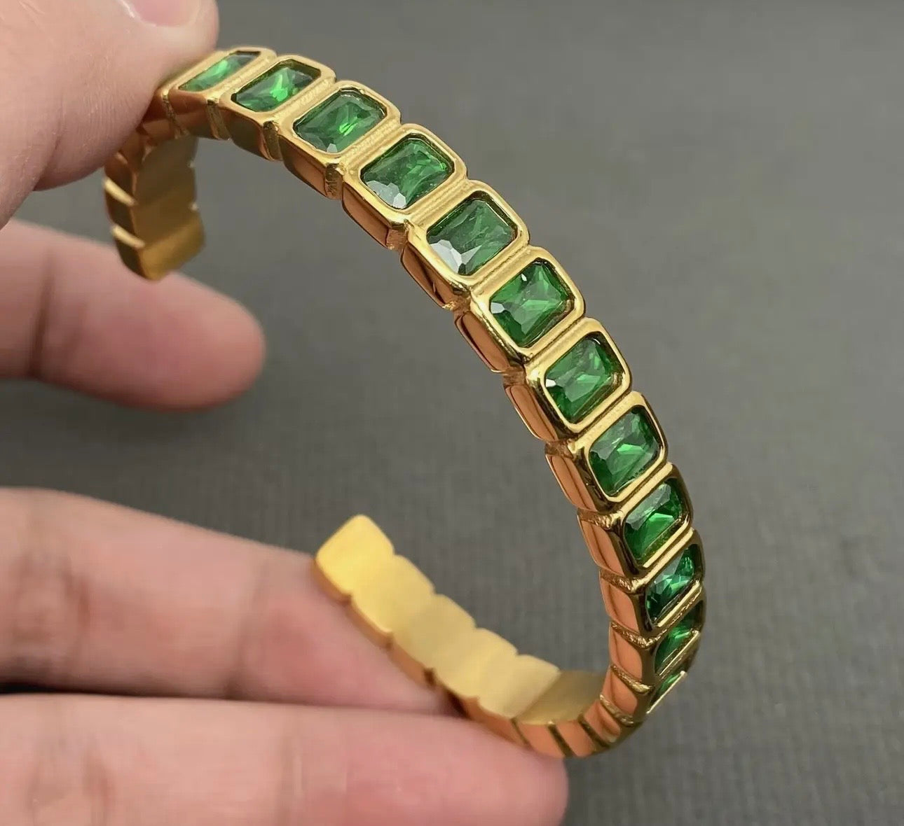 The Beverly Hills Bangle
