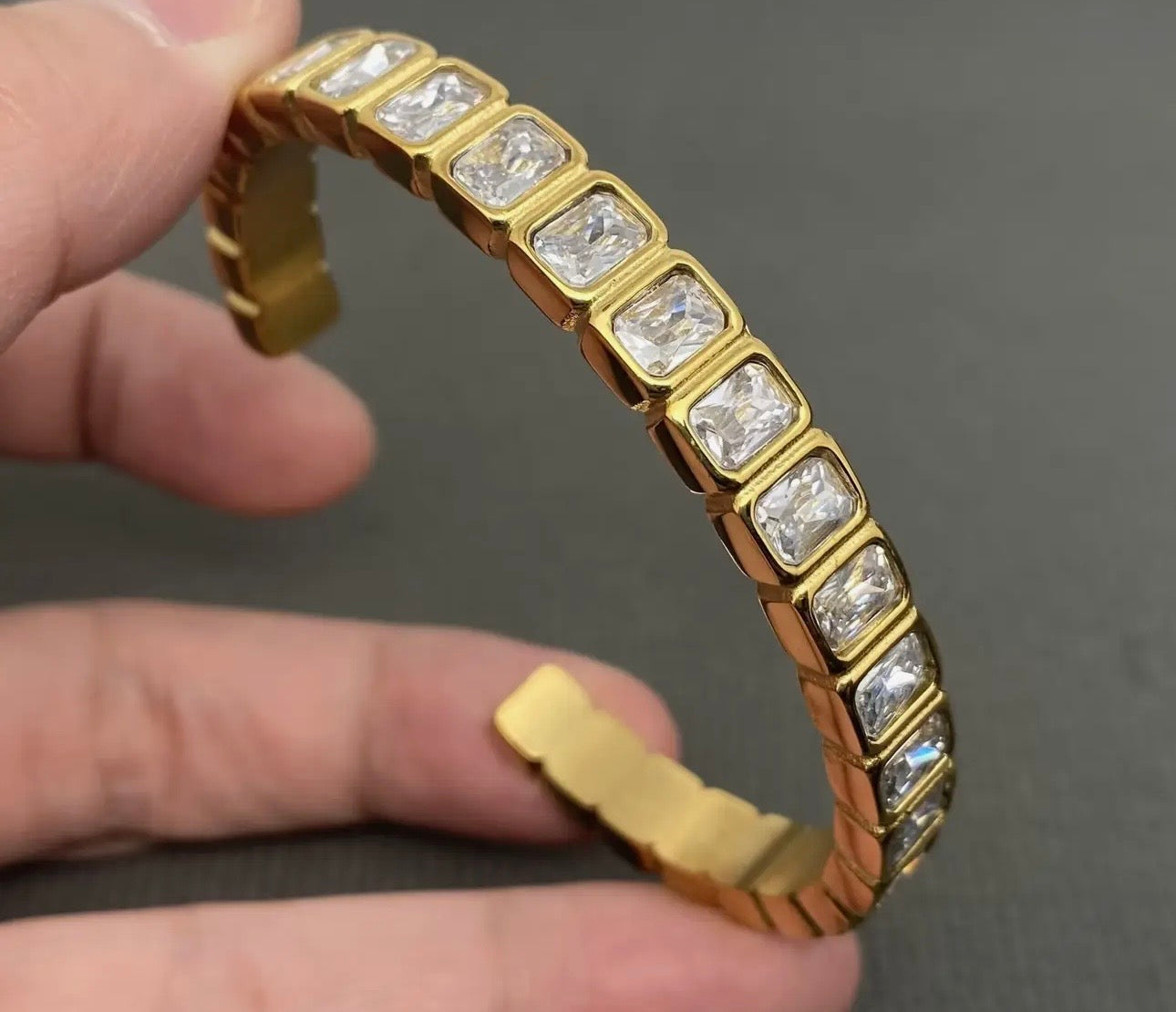 The Beverly Hills Bangle